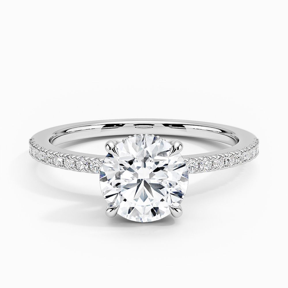 Kenar Taşlı ve Gizli Hale Tektaş Yüzük